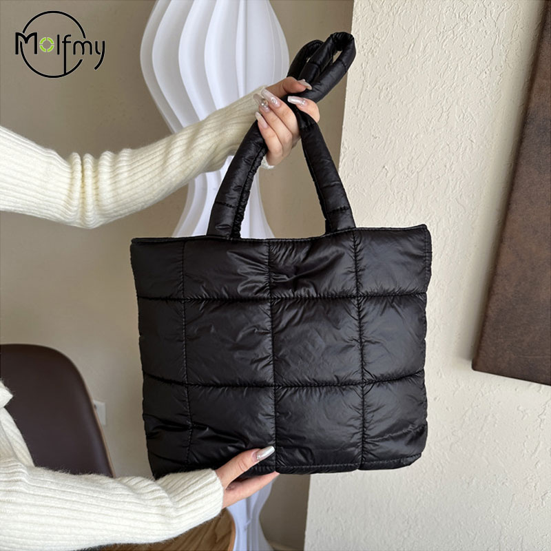 女性用キルティングショルダーバッグ,大容量,雲の形,ショッピ - Shoulder Bag Structured のレビューと価格